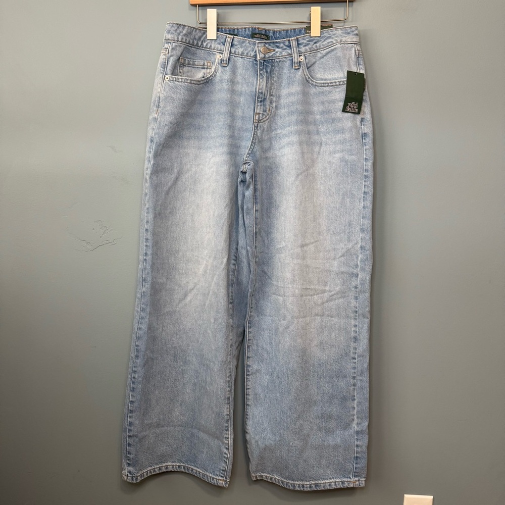 Wild Fable Low Rise Baggy Jeans Rigid Denim Light Wash. NWT. Women’s 10 (32x31) - Picture 3 of 16